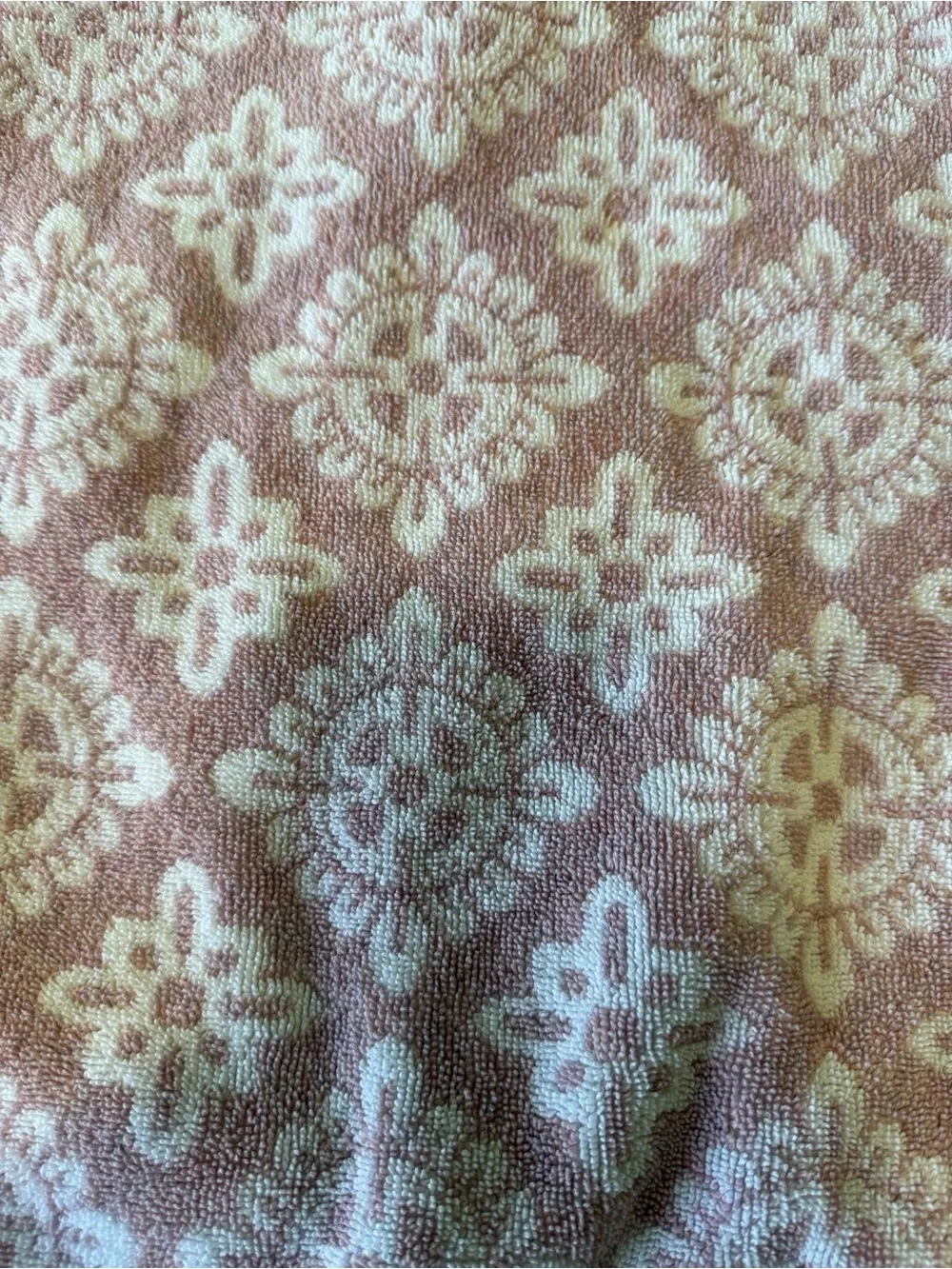 2 Pottery Barn Alva Jacquard Bath Towel Organic Cotton Mauve 25x50